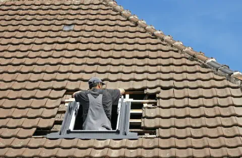 Pose de velux - Arcenant